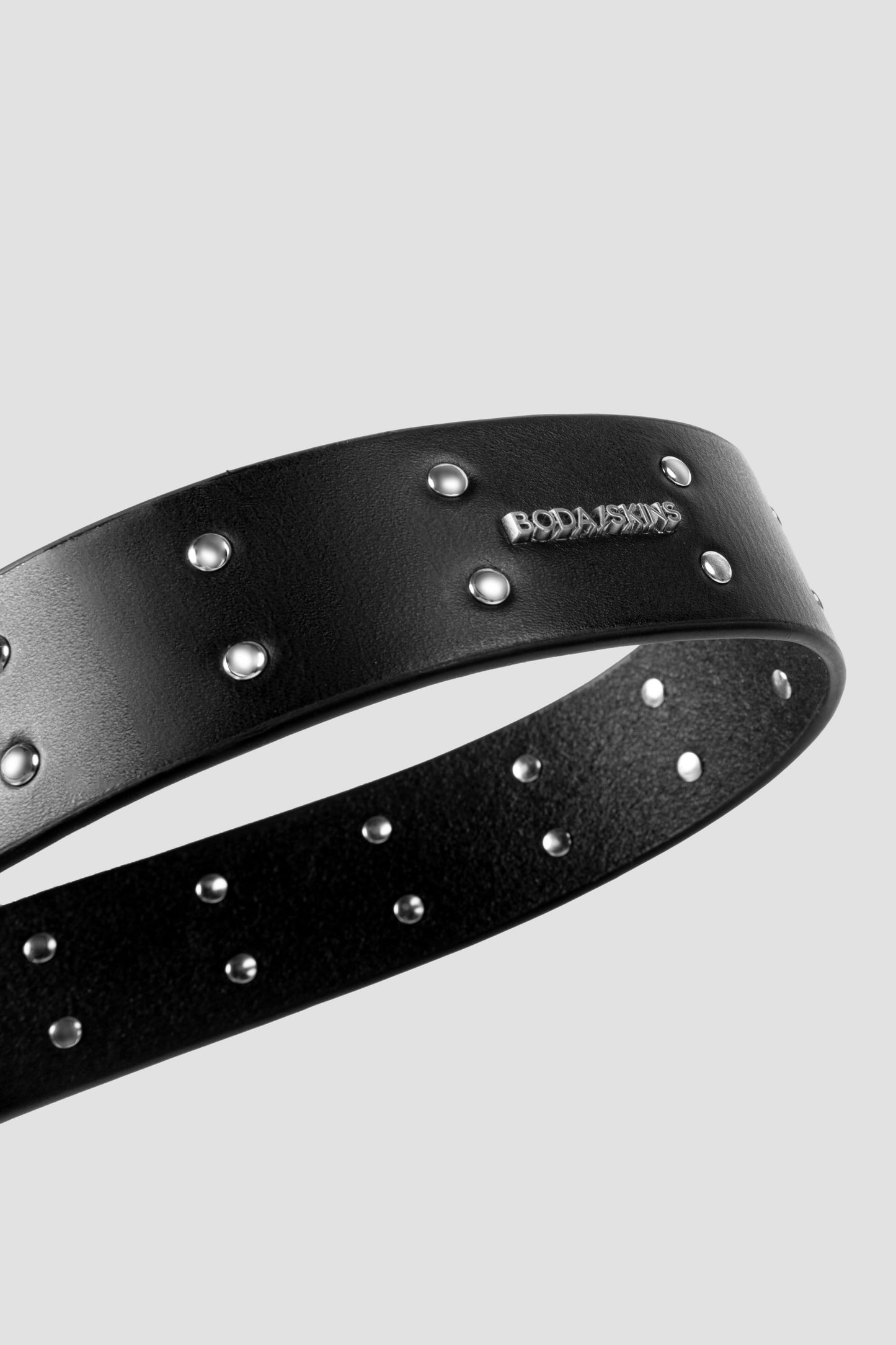 Studded Saddle Pin Belt